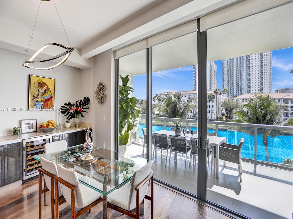ECHO CONDO - Residential
