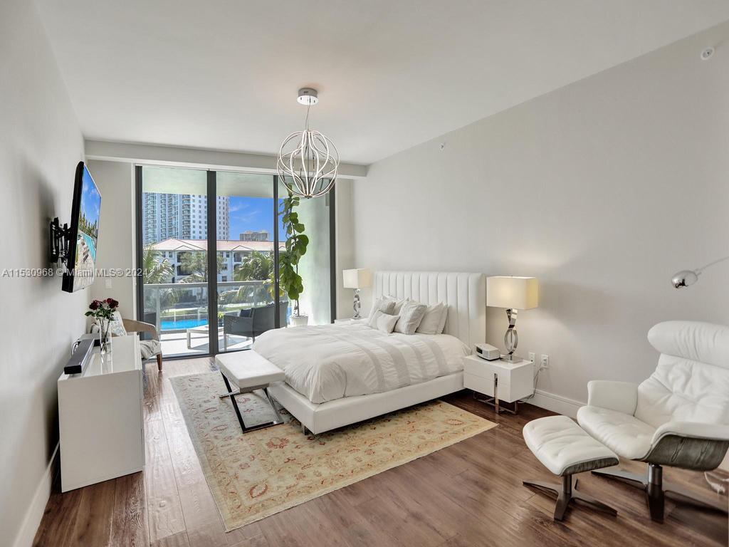 ECHO CONDO - Residential