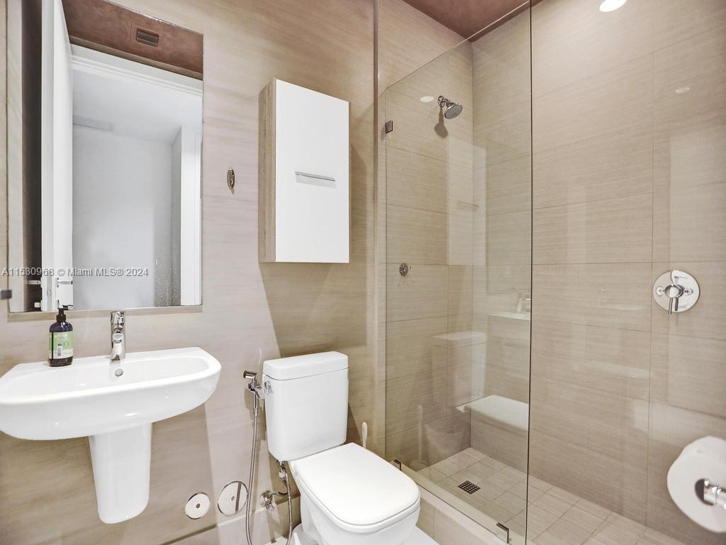 ECHO CONDO - Residential