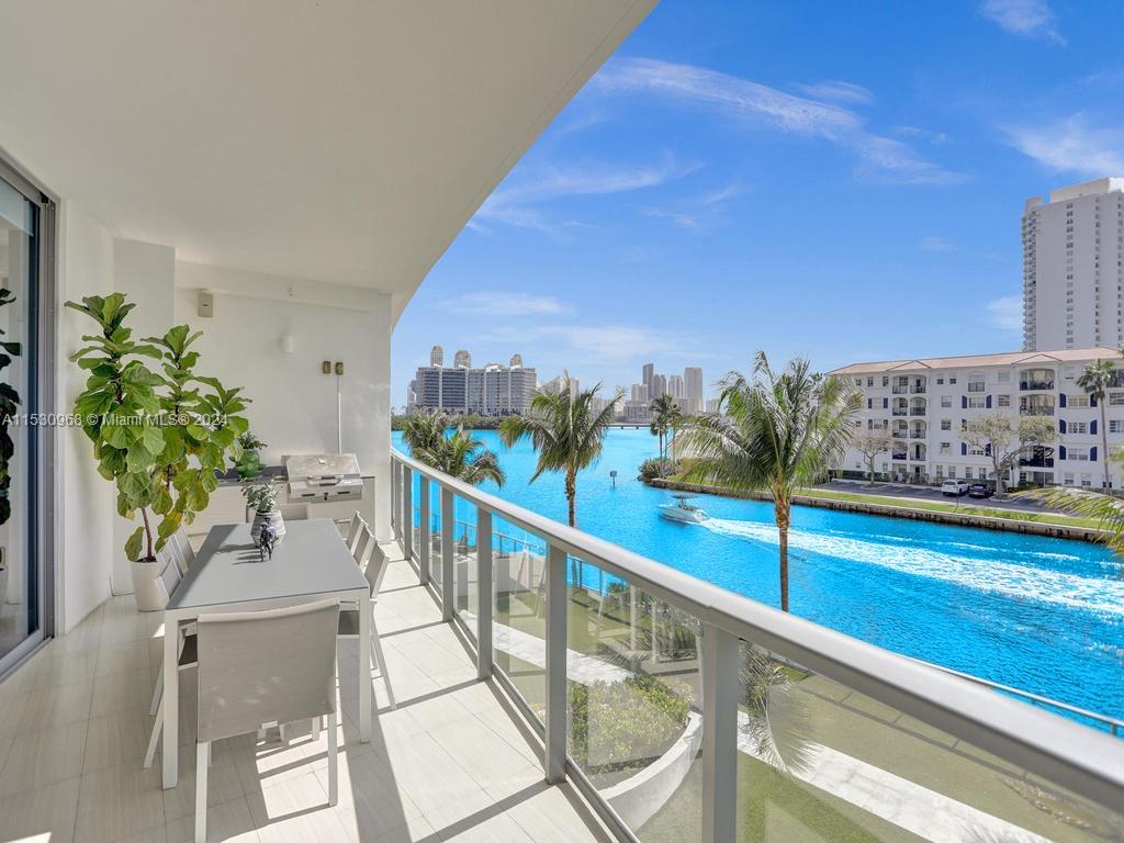 ECHO CONDO - Residential
