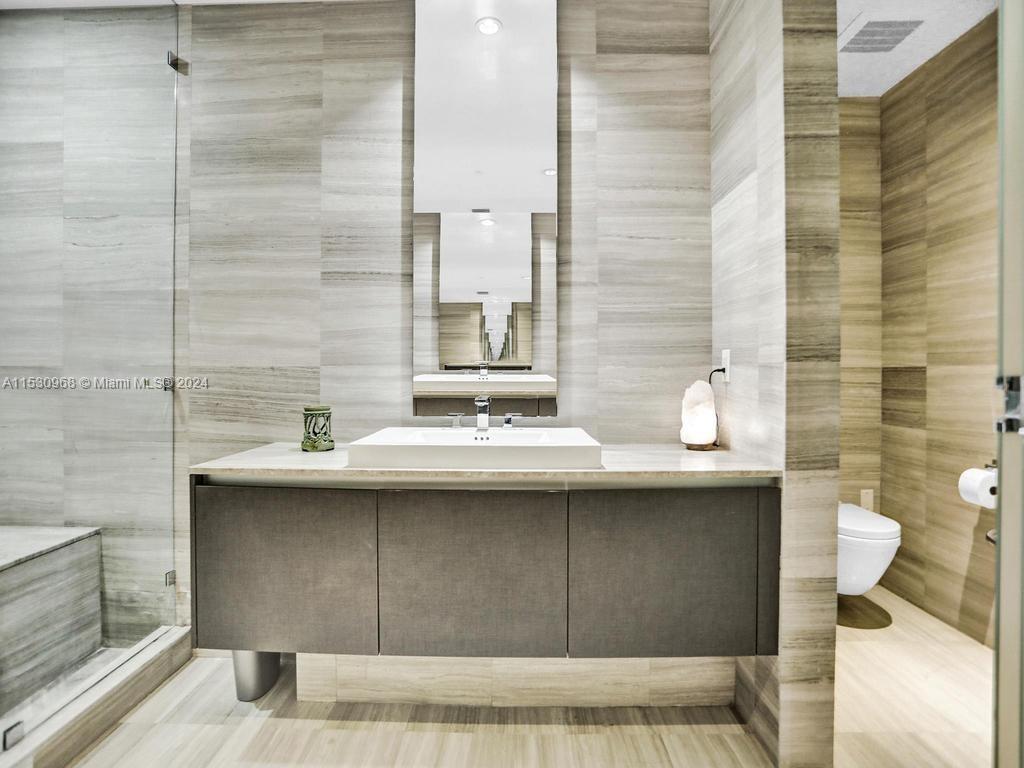 ECHO CONDO - Residential