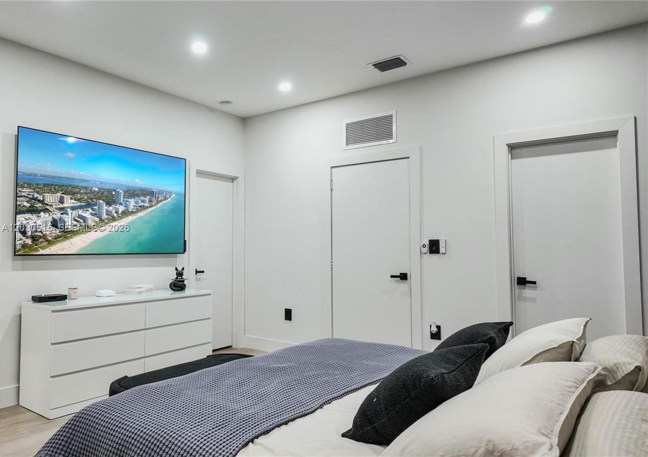 DORAL PALMS NORTH - Residential
