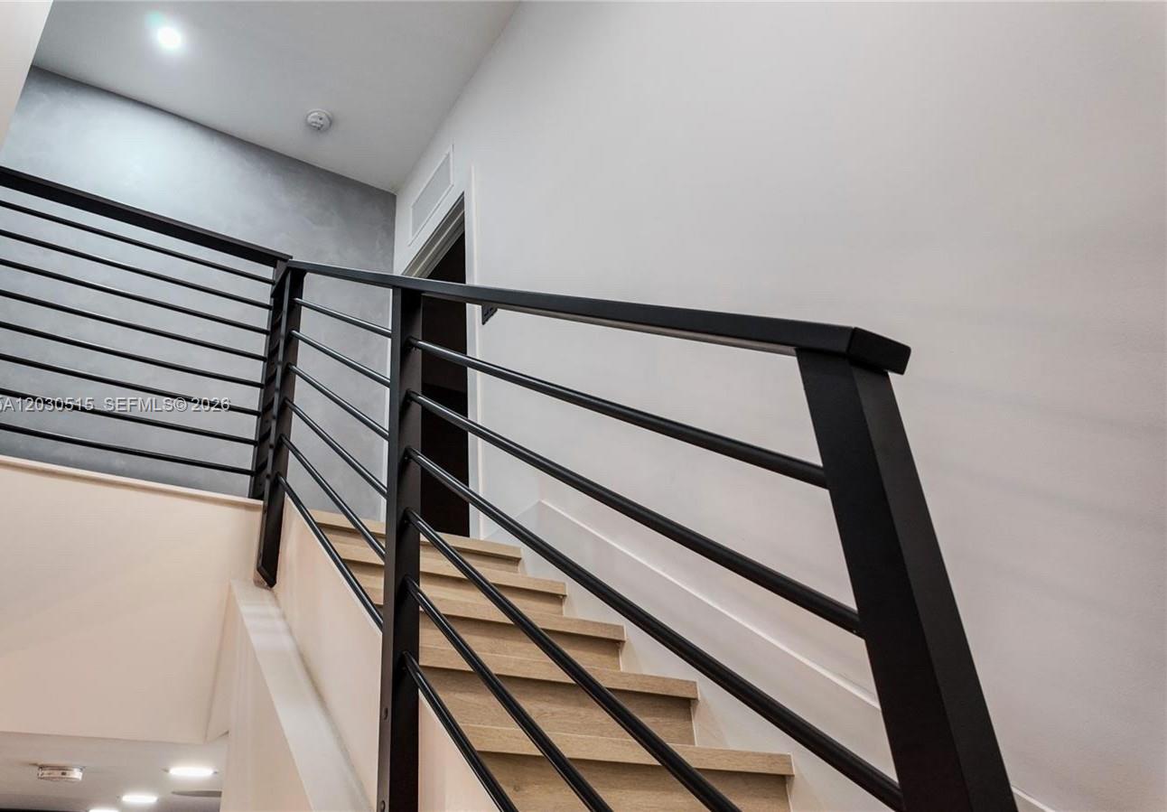 DORAL PALMS NORTH - Residential