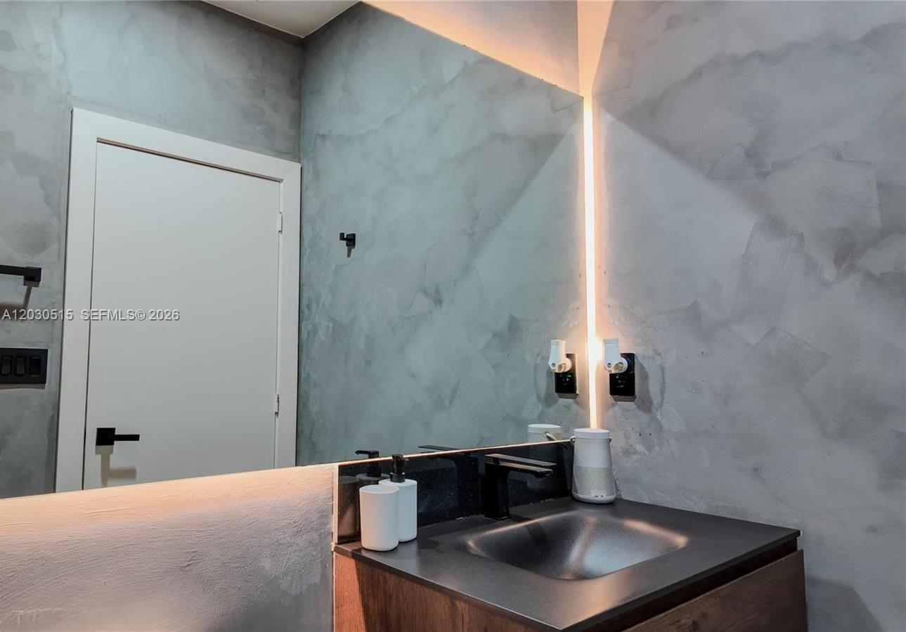 DORAL PALMS NORTH - Residential