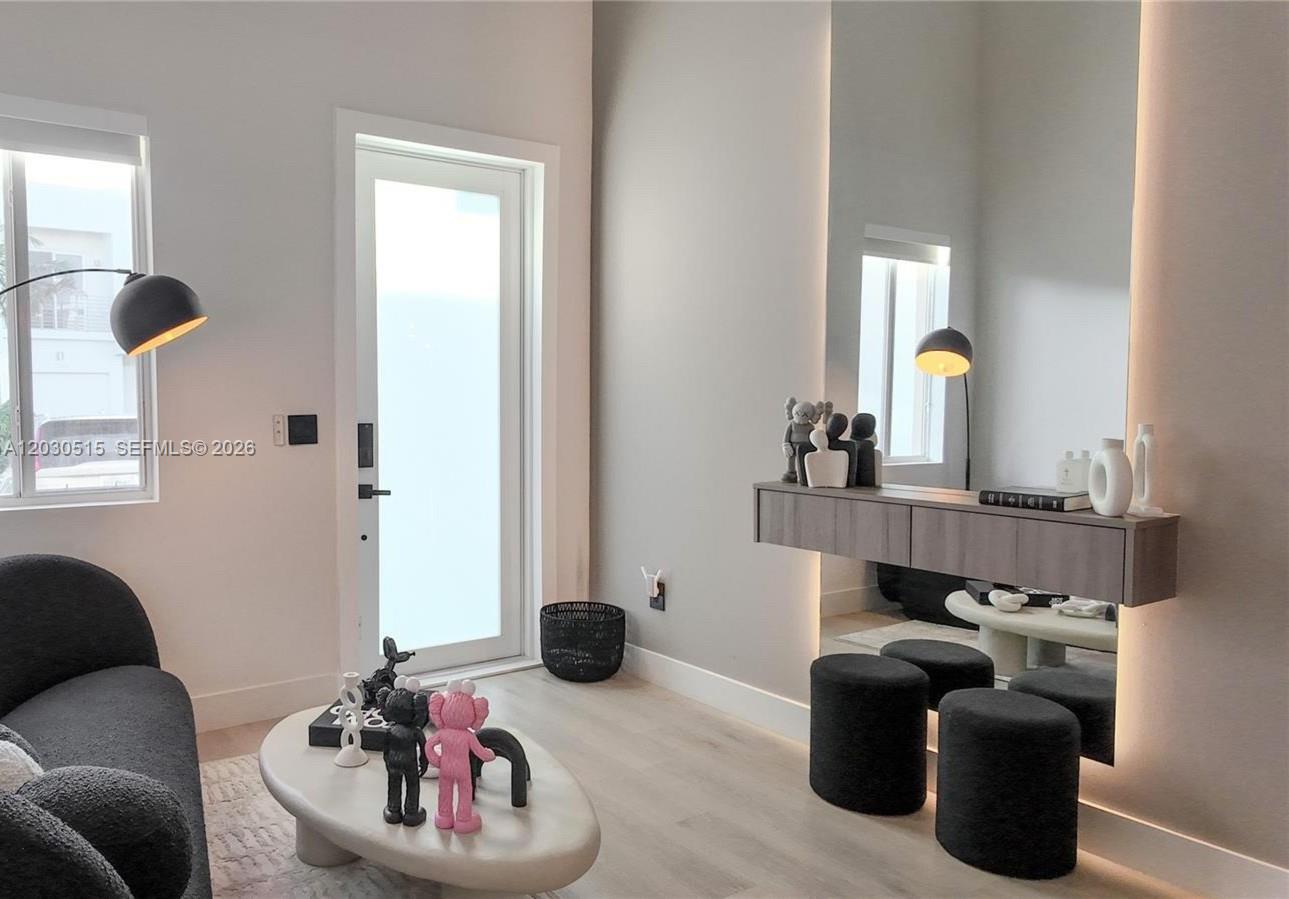 DORAL PALMS NORTH - Residential