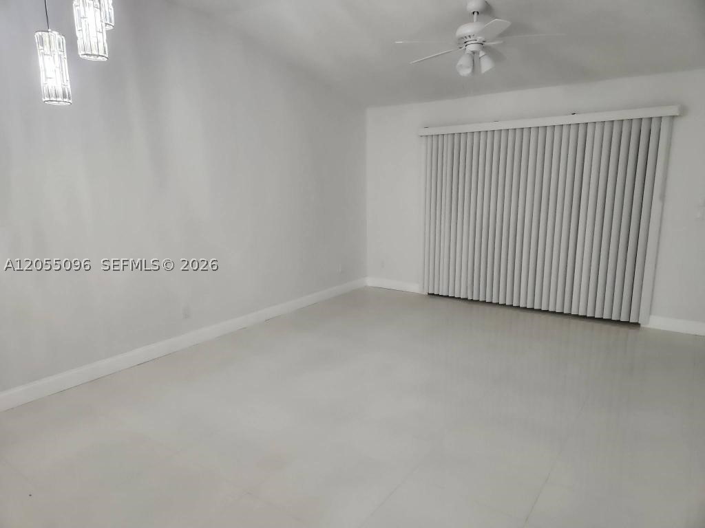 PEMBROKE LAKES SECTION EI - Residential
