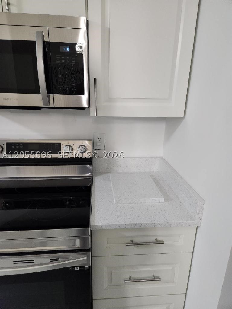PEMBROKE LAKES SECTION EI - Residential