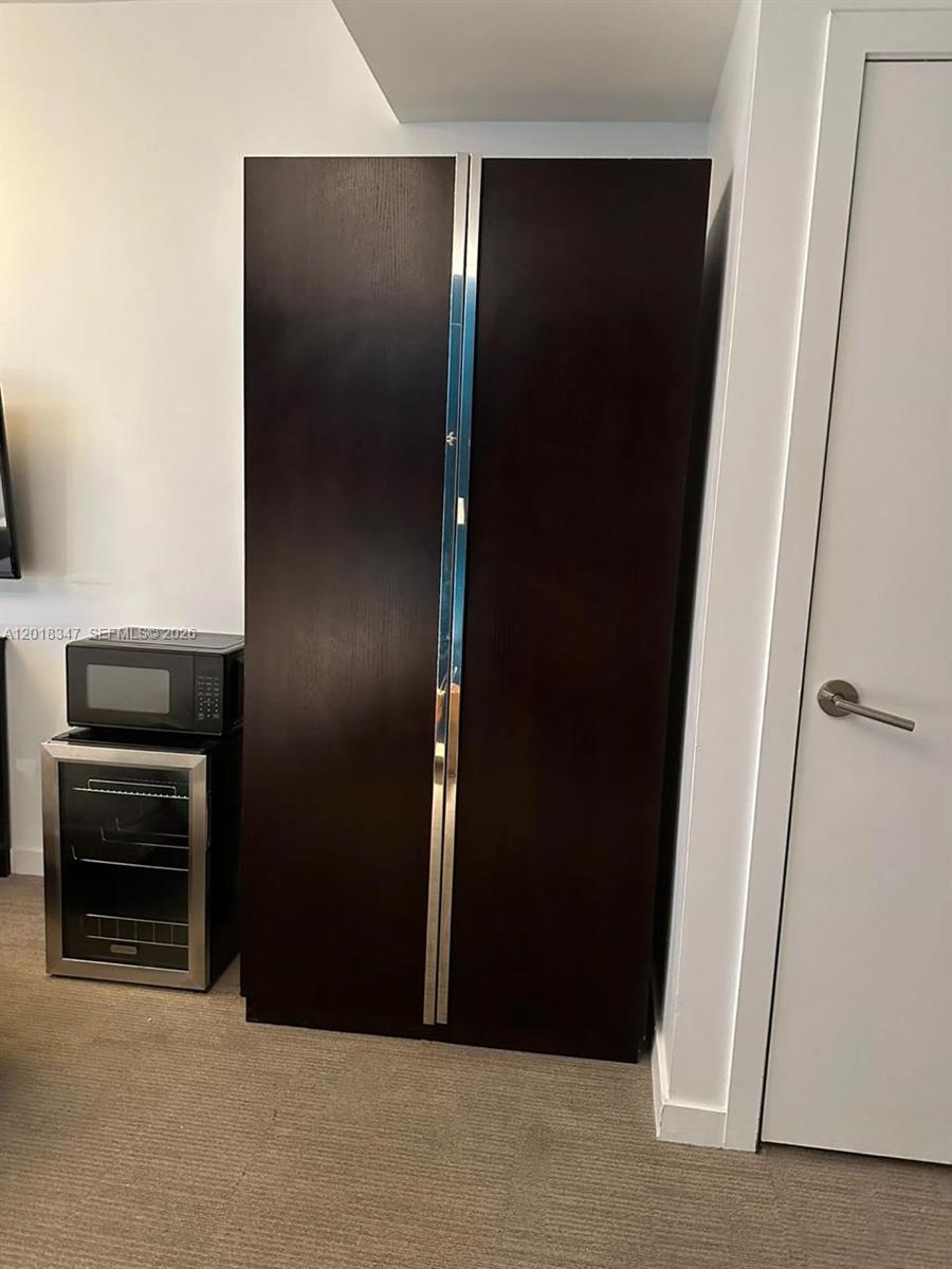 SOLE CONDO - Residential