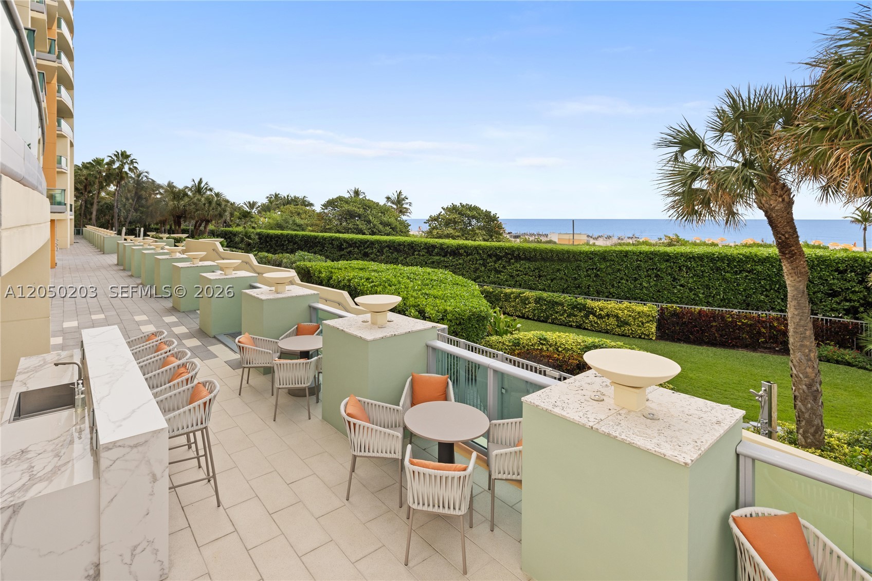 IL VILLAGGIO ON SOUTH BEA - Residential
