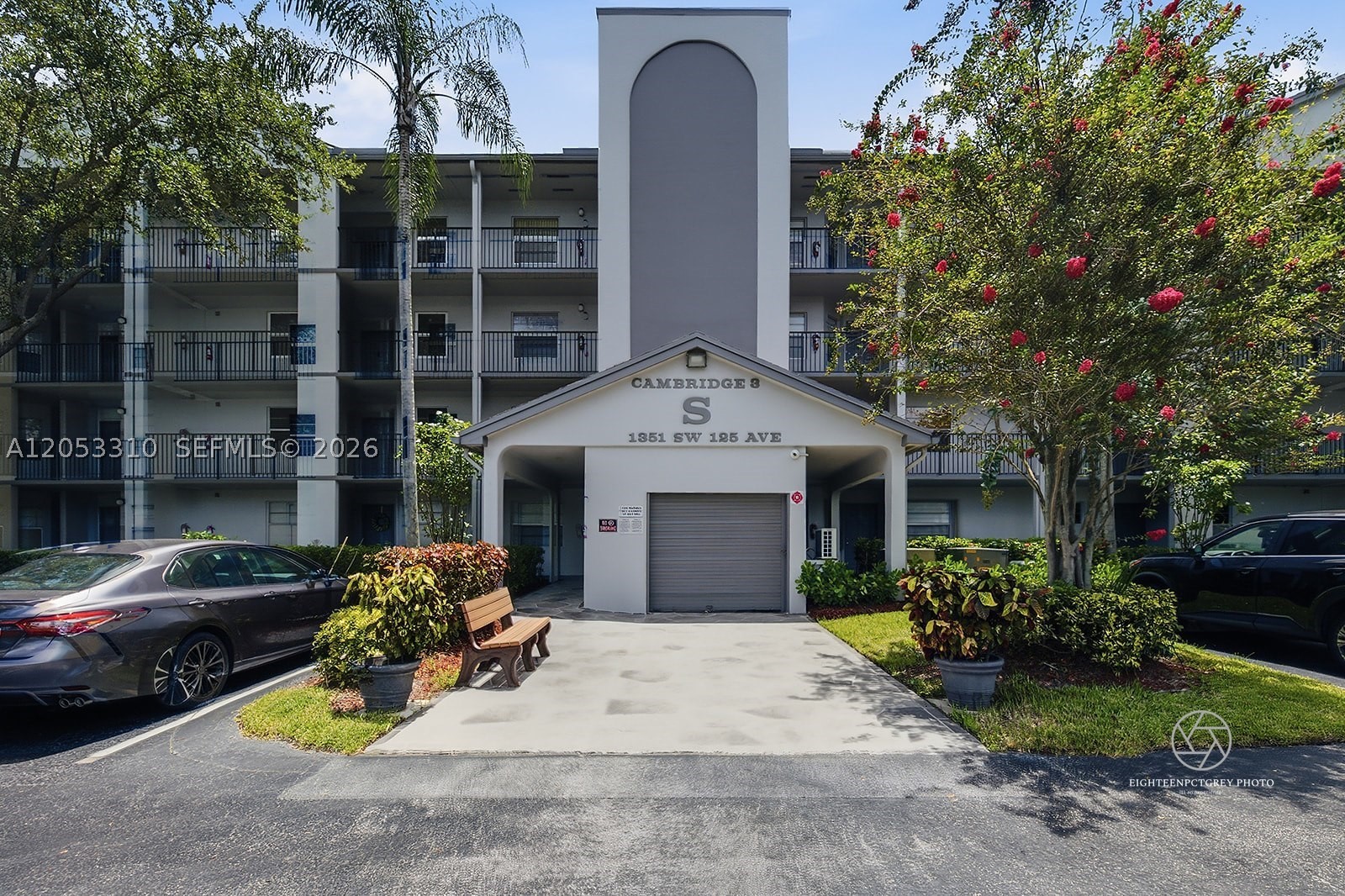 CAMBRIDGE AT CENTURY VILL - Residential