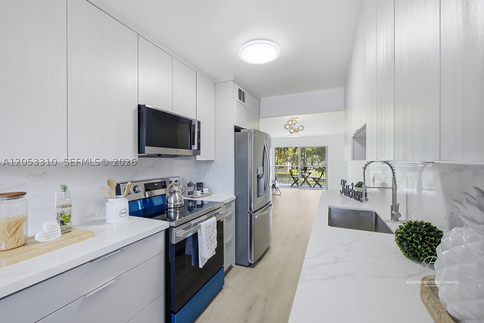 CAMBRIDGE AT CENTURY VILL - Residential