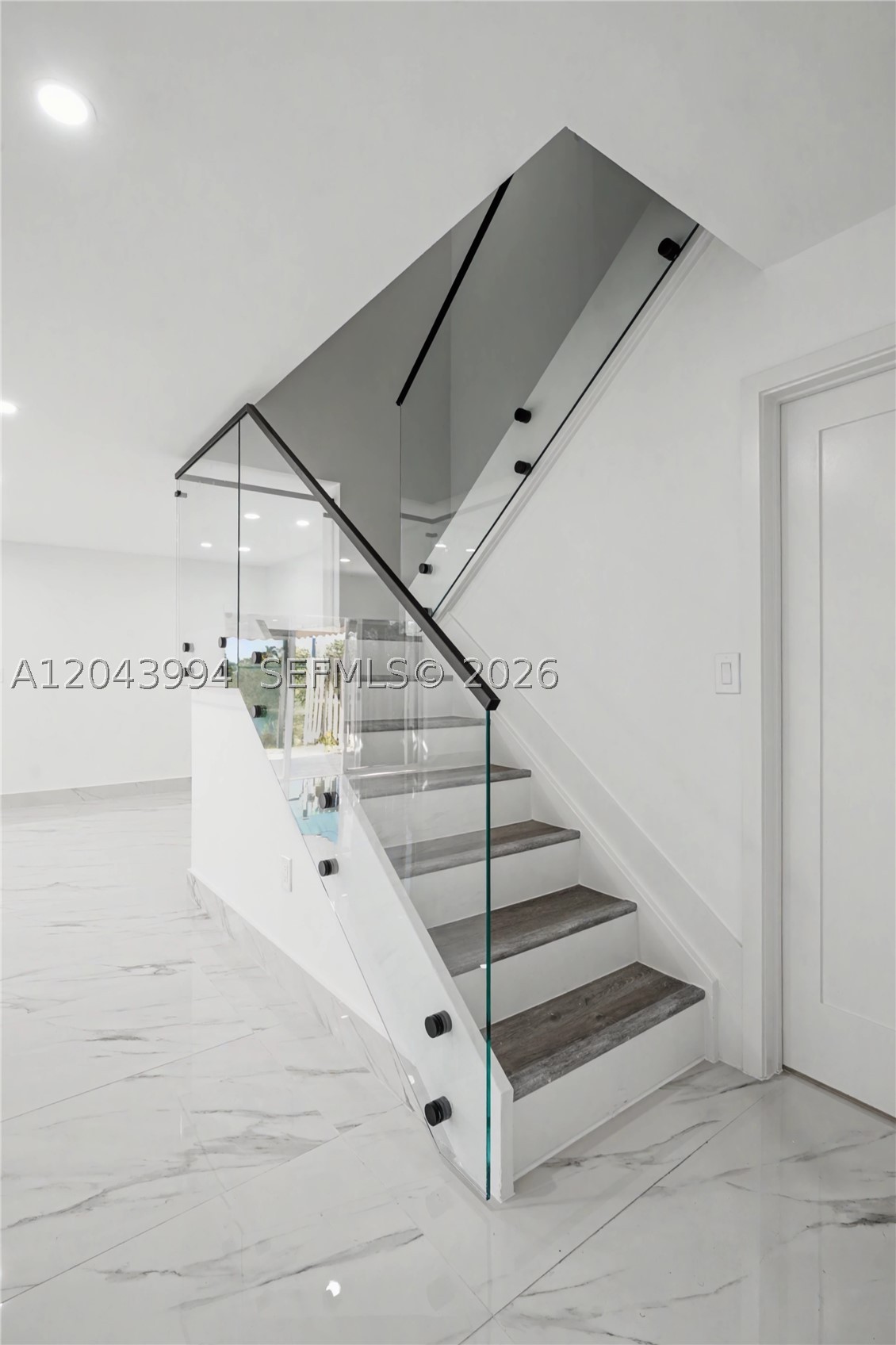 HEFTLERS LAGO MAR WEST - Residential Lease