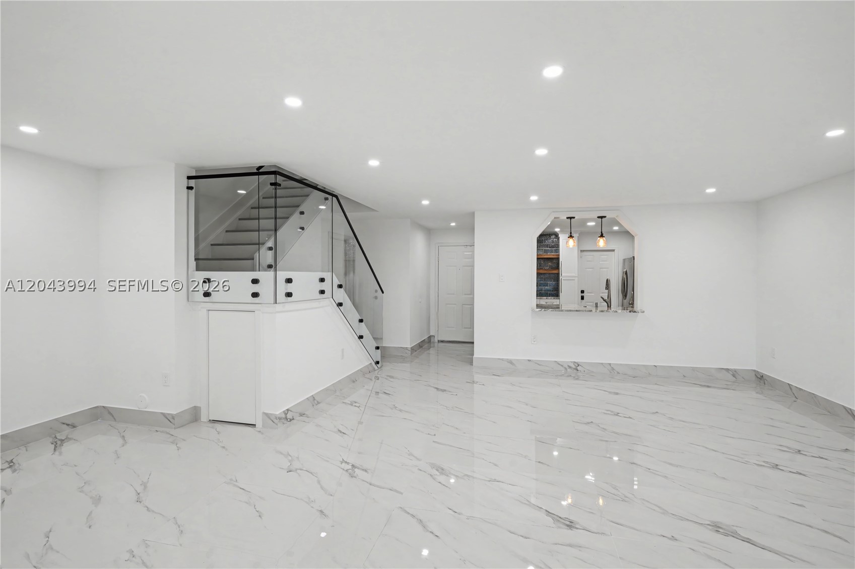HEFTLERS LAGO MAR WEST - Residential Lease