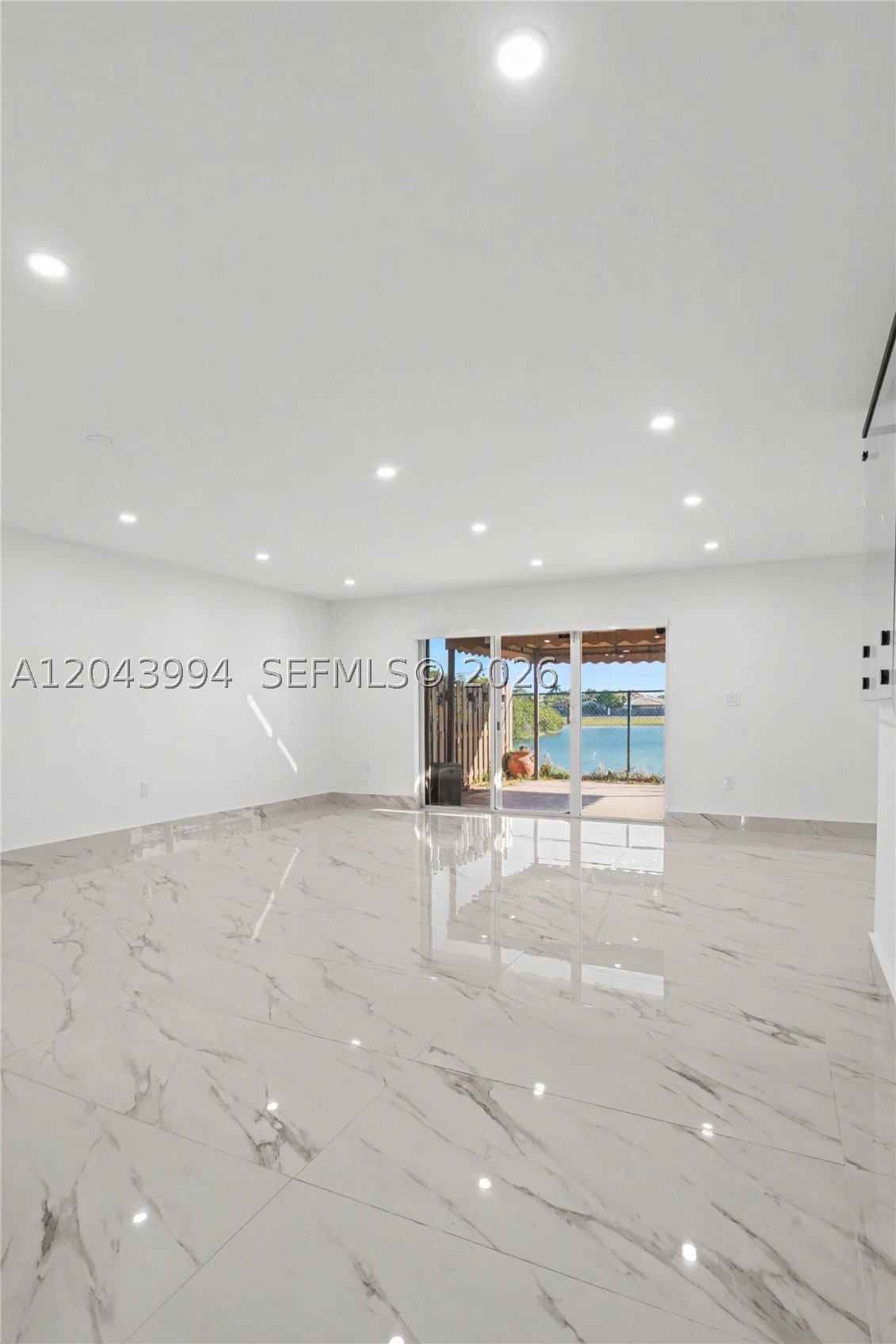 HEFTLERS LAGO MAR WEST - Residential Lease