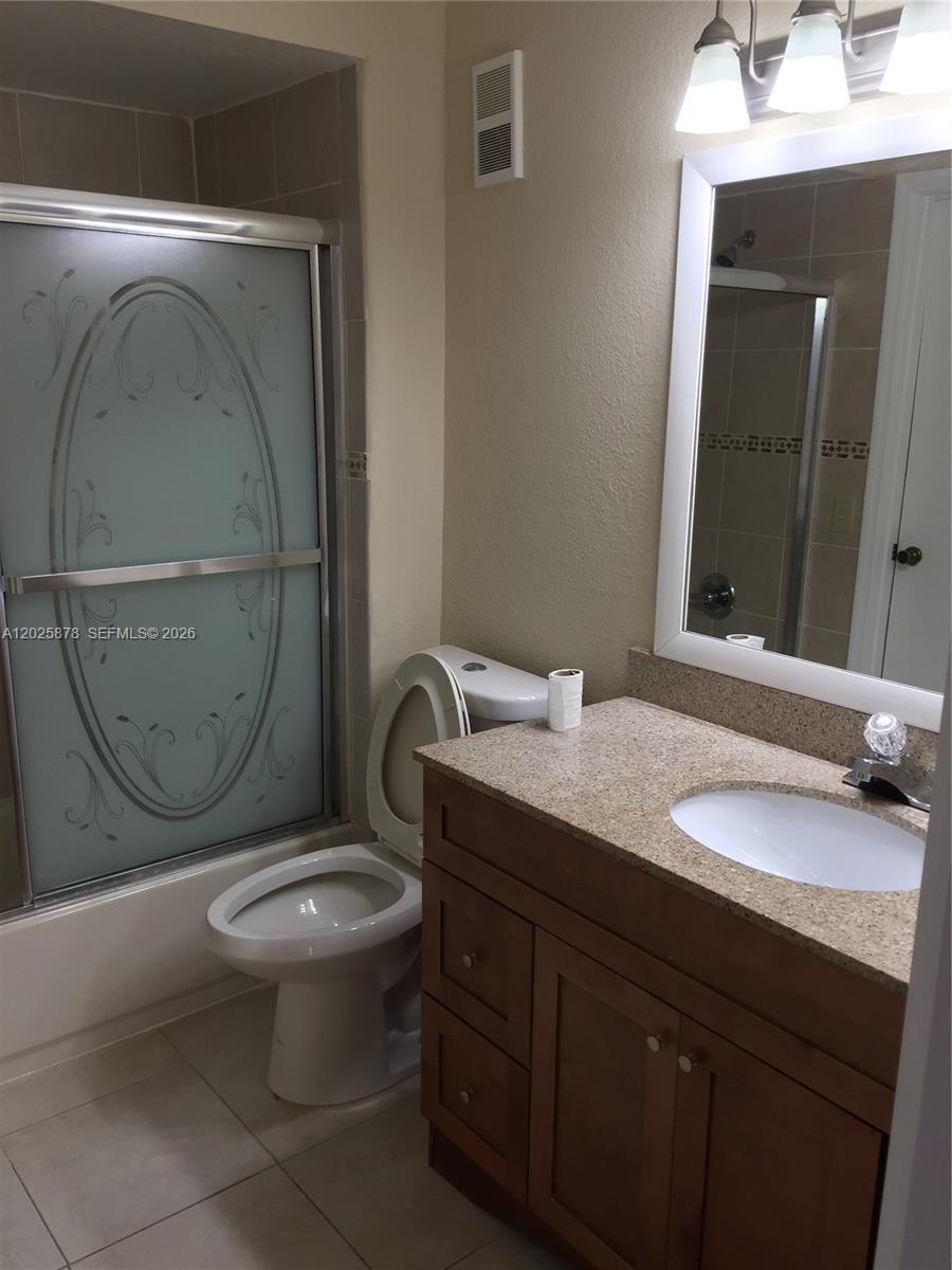 ISLES AT LAGO MAR - Residential