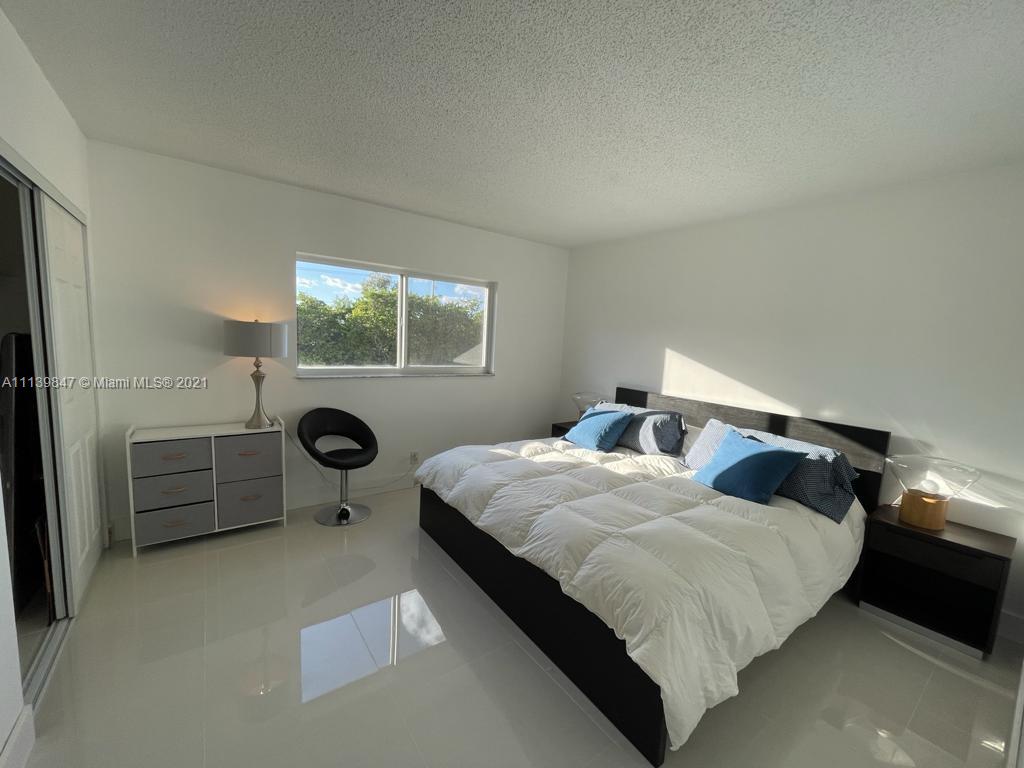 CORAL POINT CONDO FTL - Residential Lease