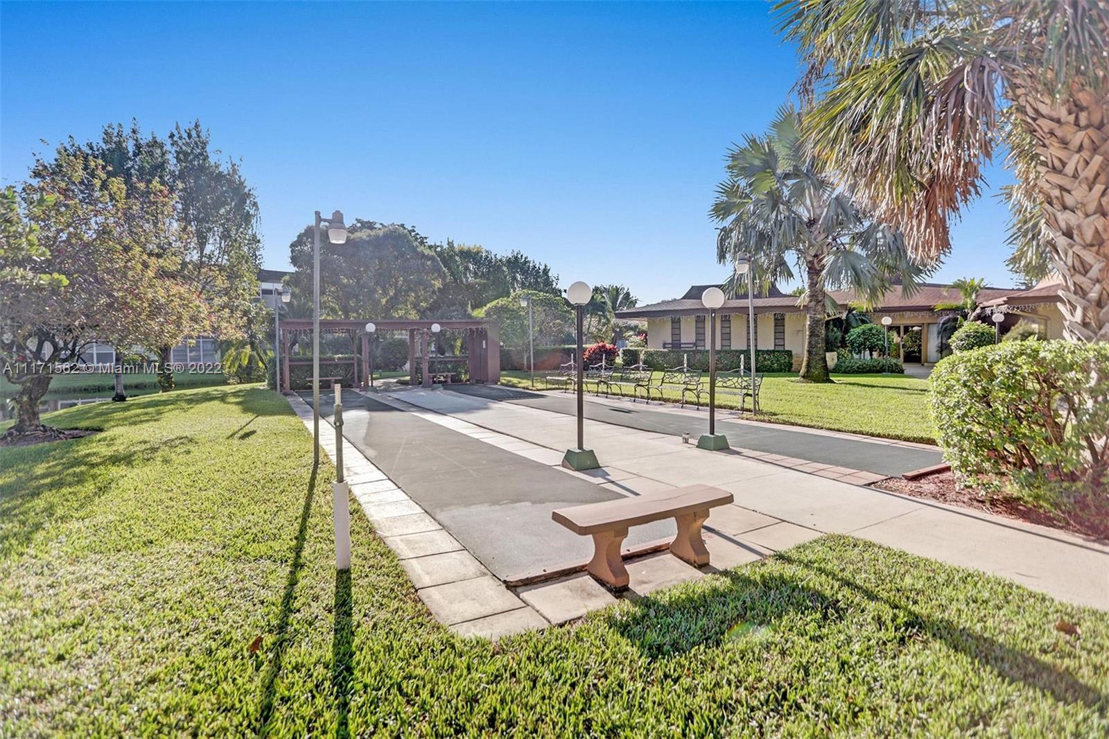 KARISA GARDENS CONDO - Residential