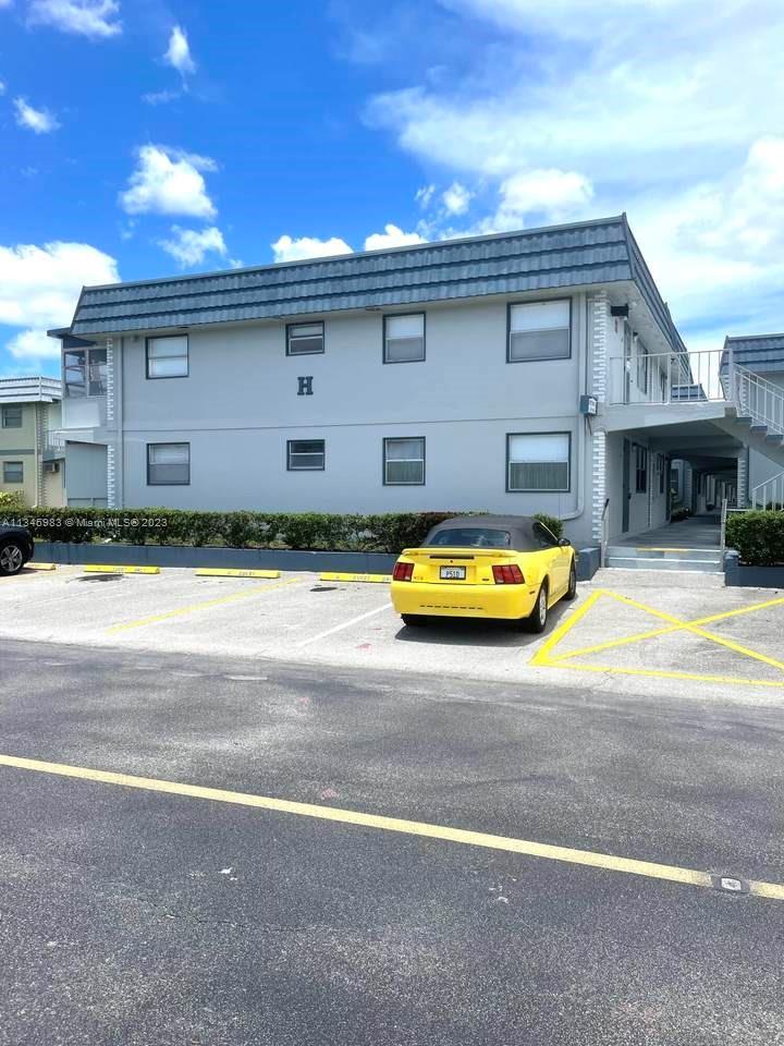 KINGS POINT BRITTANY COND - Residential Lease