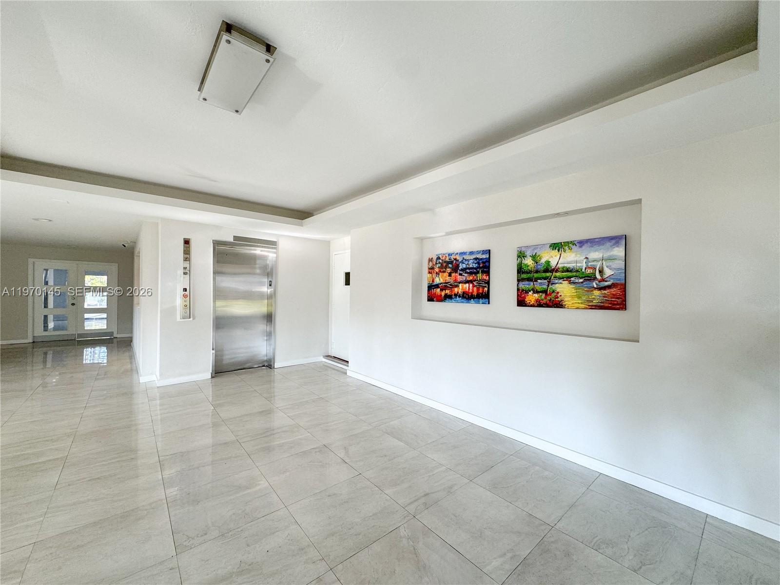 CRANDON TOWER CONDO - Residential