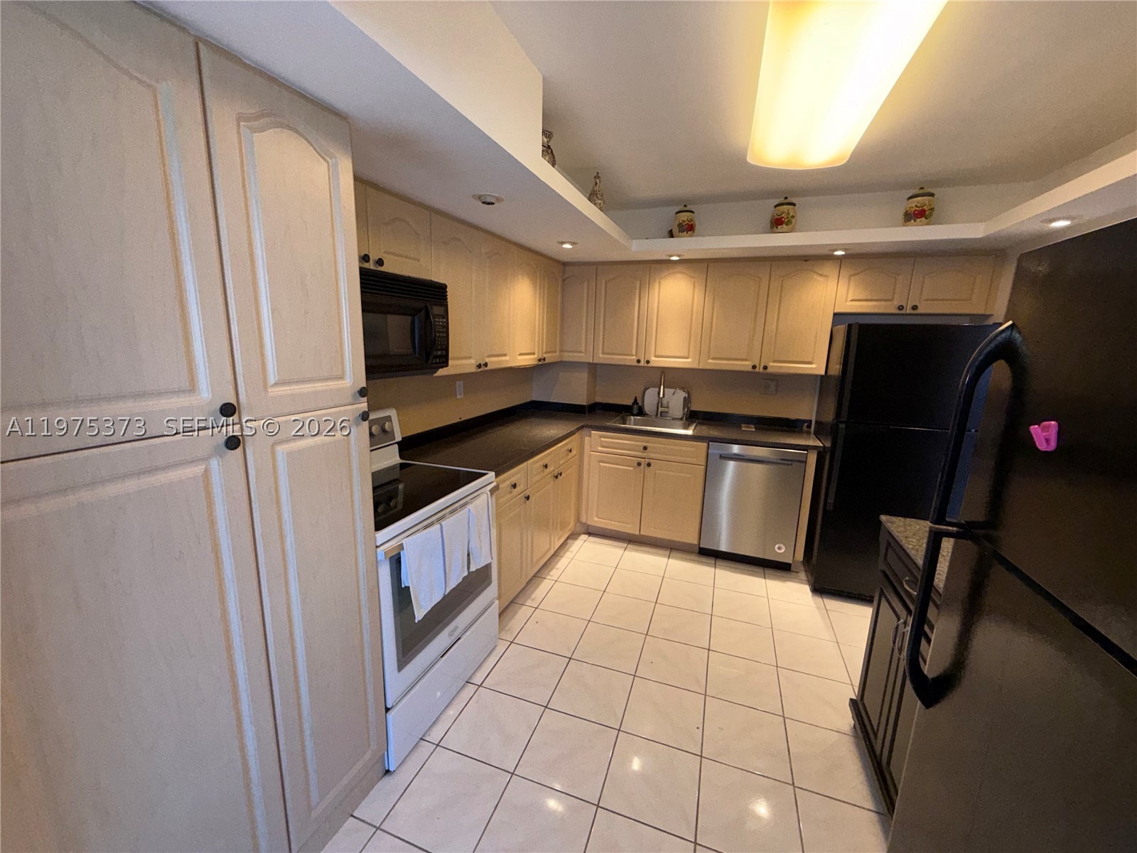 PARKER DORADO CONDO - Residential