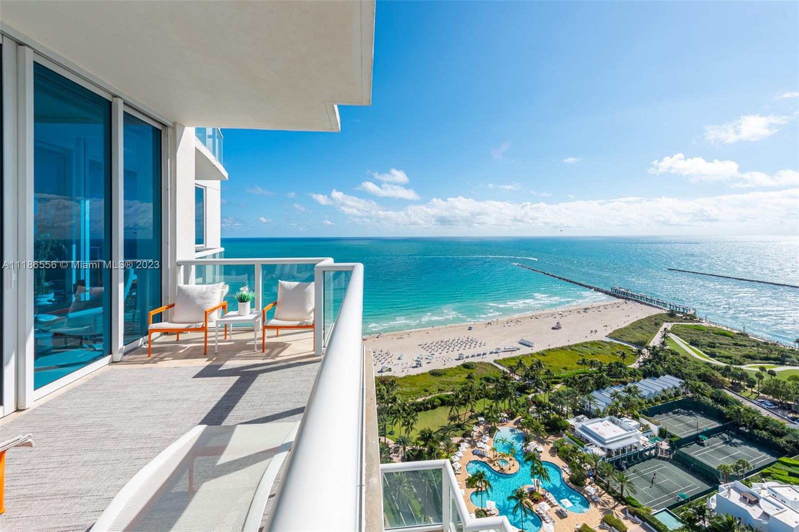 CONTINUUM ON SOUTH BEACH - Residential