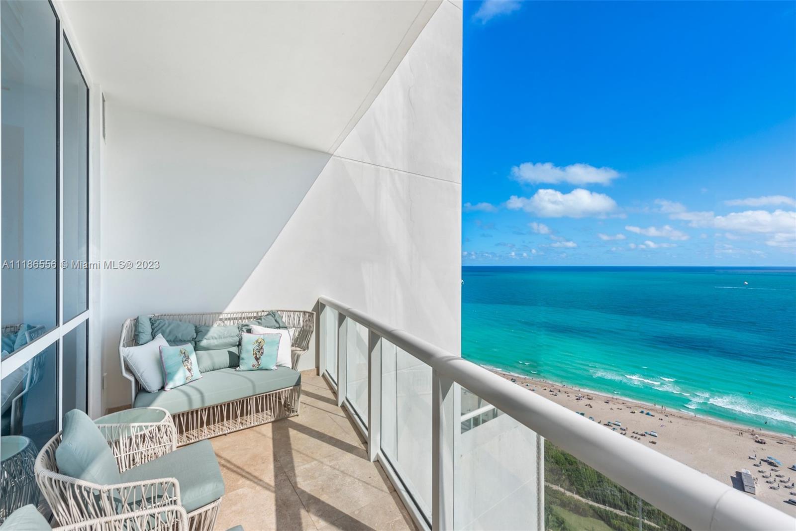 CONTINUUM ON SOUTH BEACH - Residential