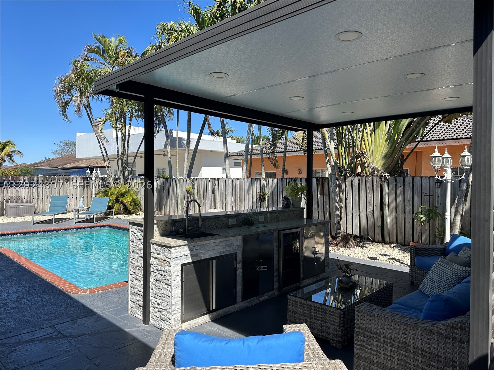 FANTASY REEF - Residential