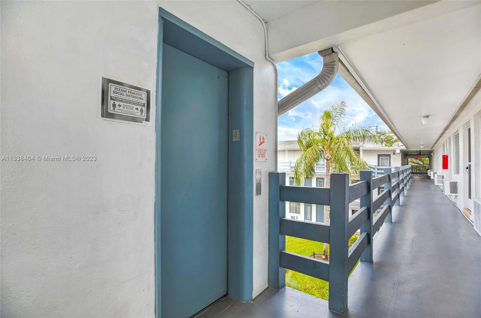 GOLDEN TOWERS CO-OP - Residential