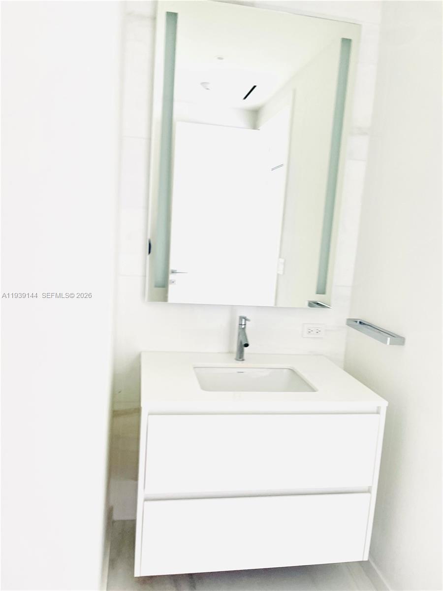 ASTON MARTIN RESIDENCES - Residential Lease