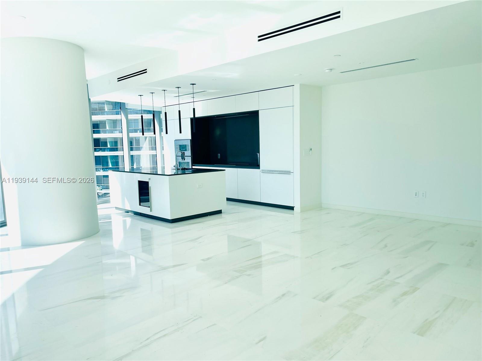ASTON MARTIN RESIDENCES - Residential Lease