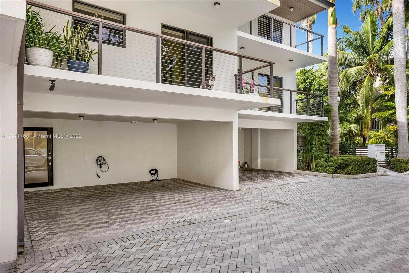 BELLAVISTA CONDO - Residential