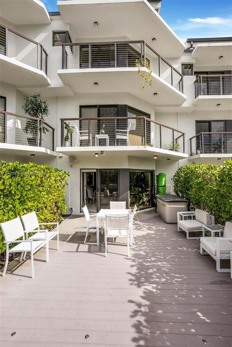 BELLAVISTA CONDO - Residential