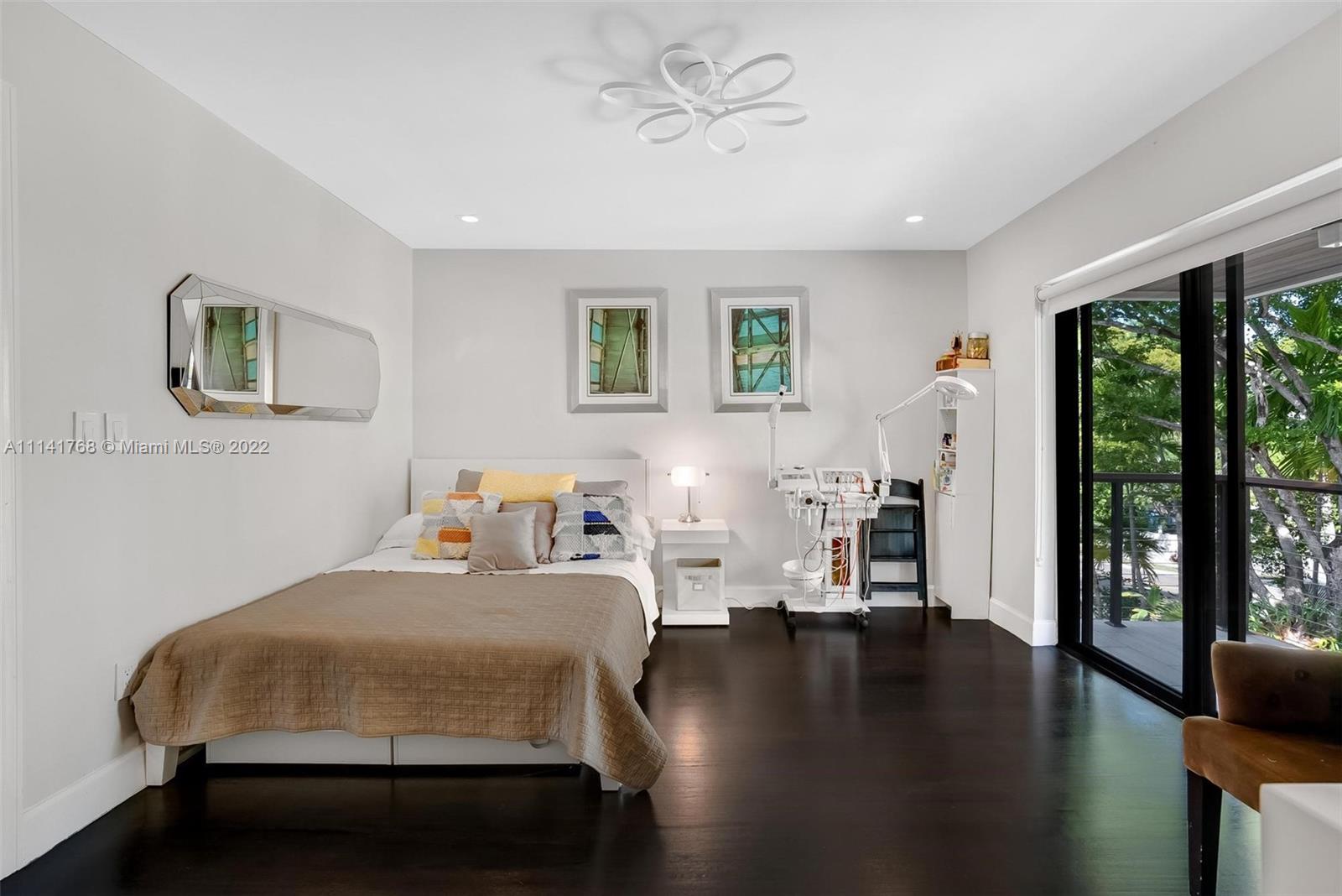 BELLAVISTA CONDO - Residential