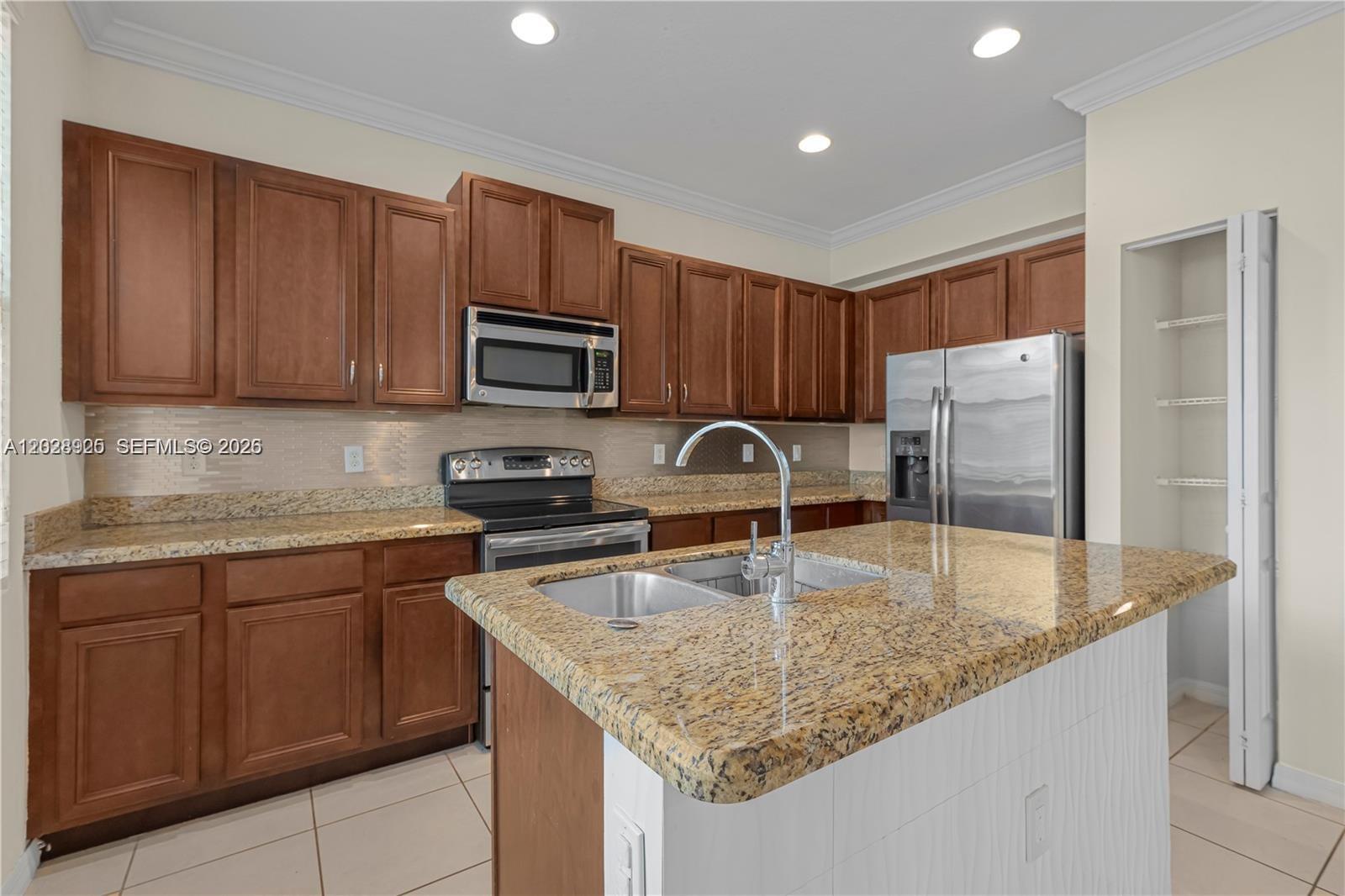 NEW COVENANT CHURCH PLAT - Residential
