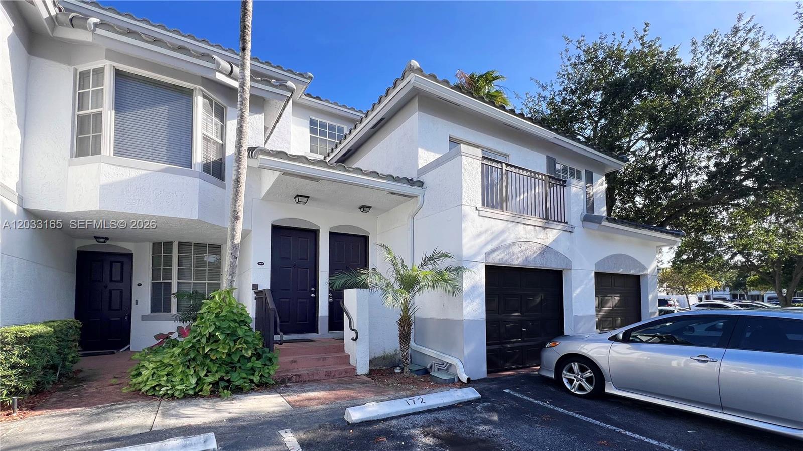 VILLAS DE TUSCANY CONDO B - Residential