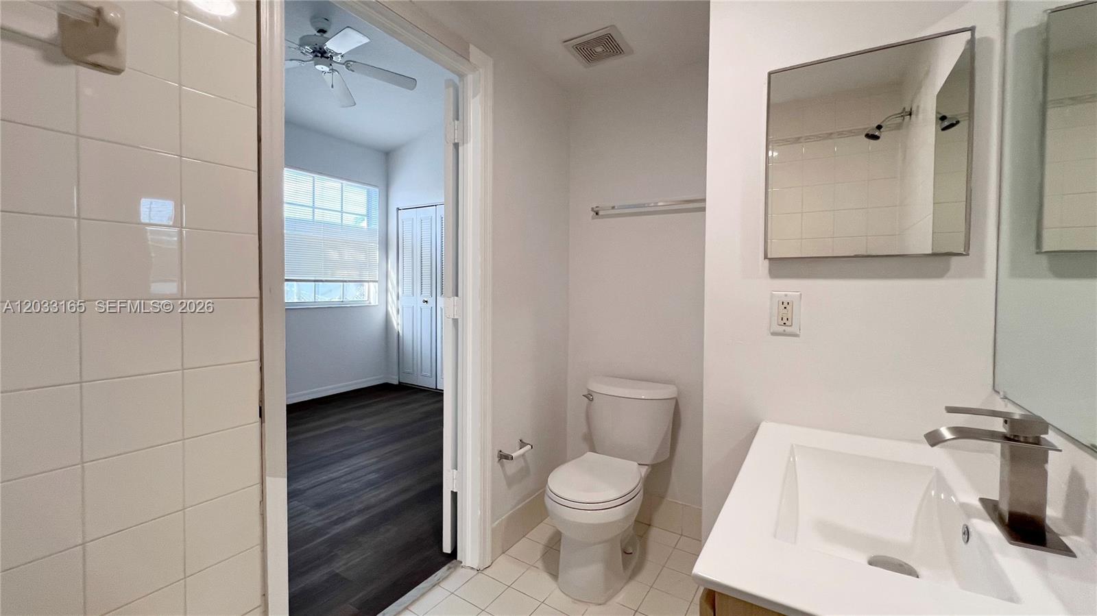 VILLAS DE TUSCANY CONDO B - Residential