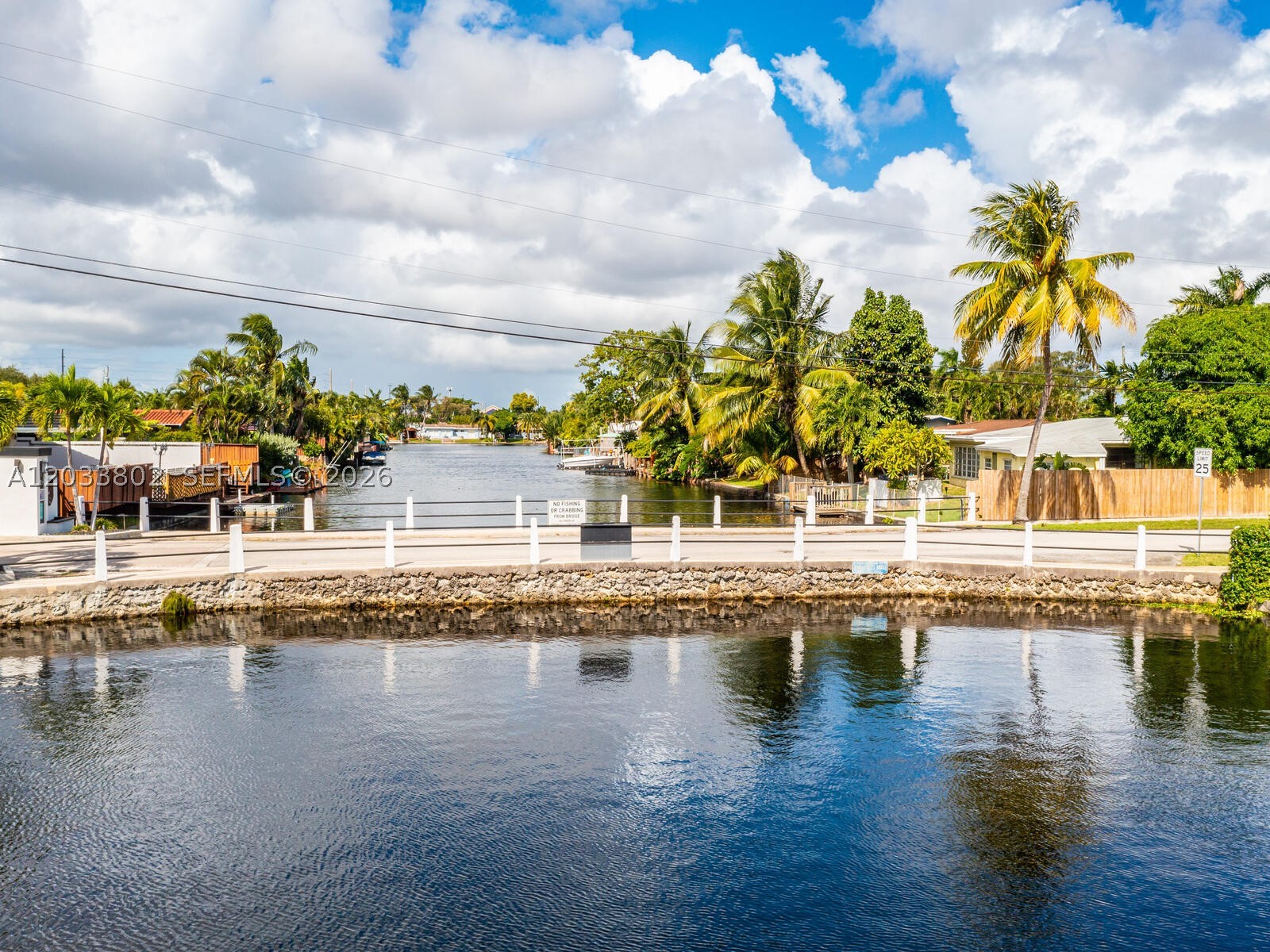JENADA ISLE - Residential