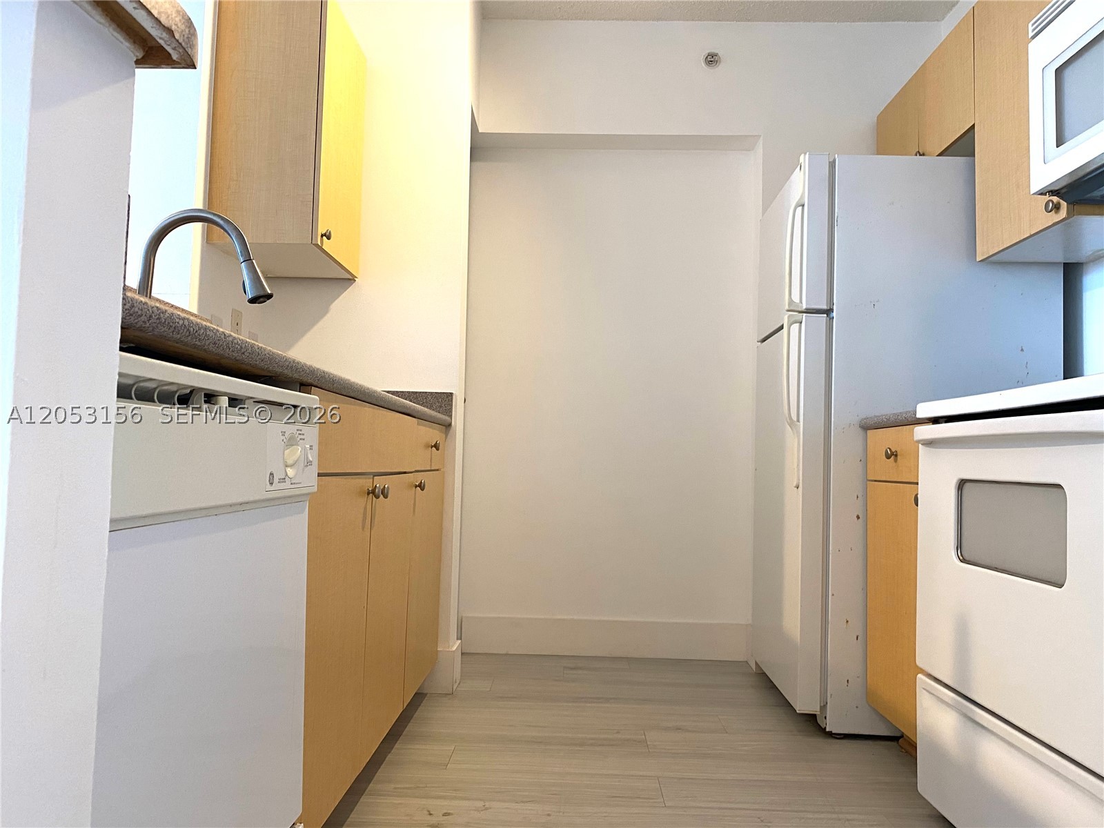 REGENT PARK CONDO - Residential Lease