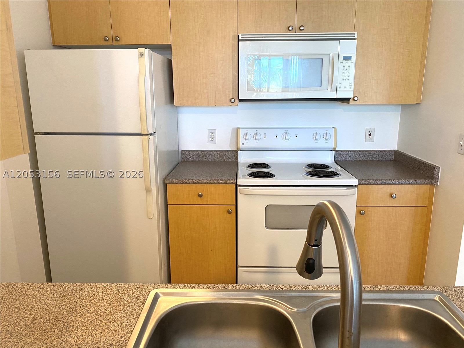 REGENT PARK CONDO - Residential Lease