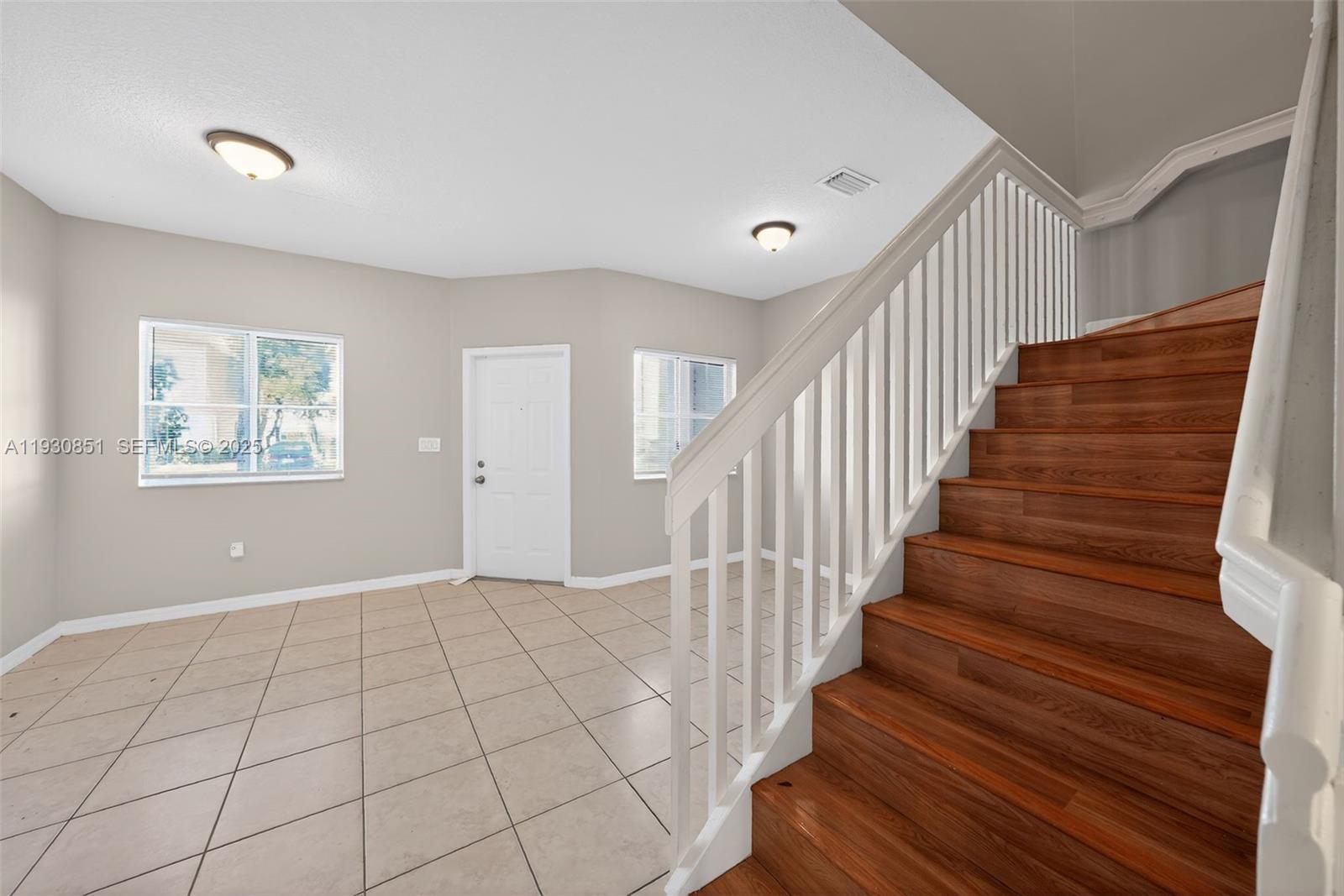 VENETIA GROVE - Residential