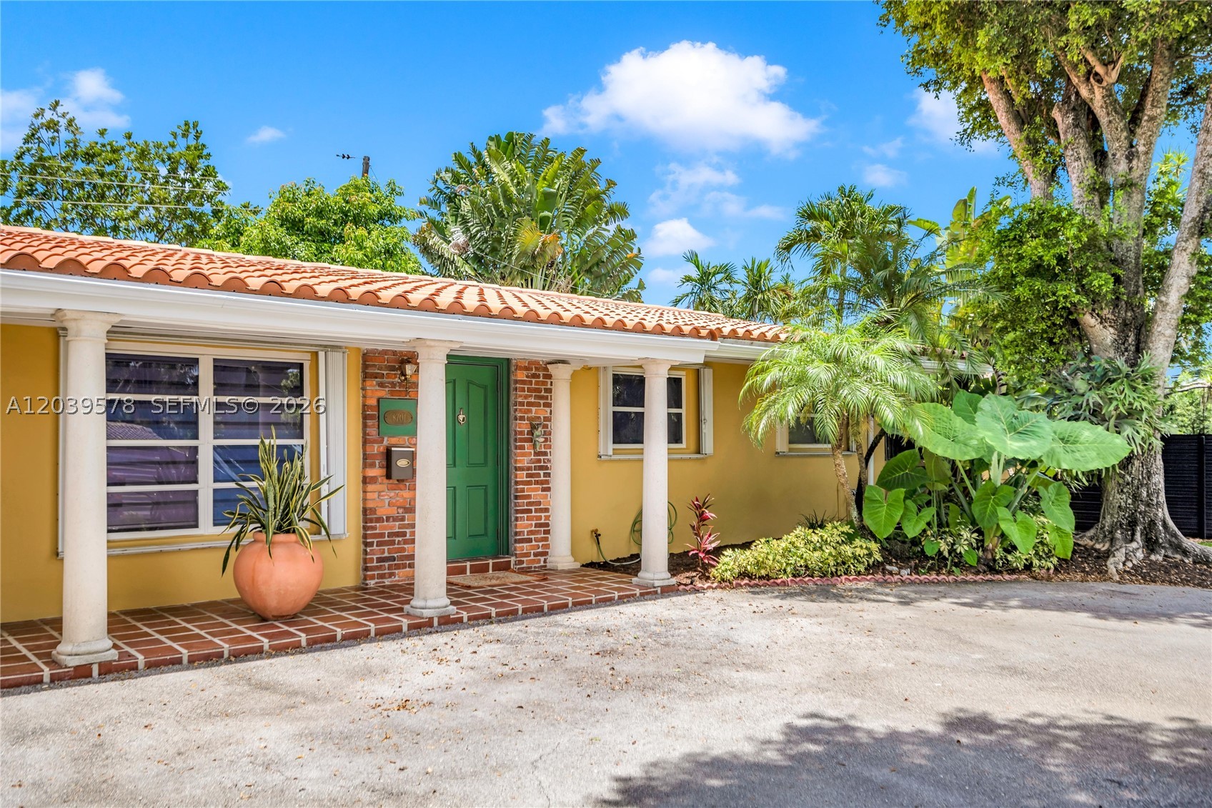 SNAPPER CREEK PARK UNIT N - Residential