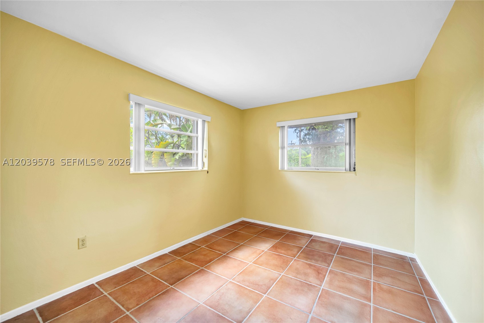 SNAPPER CREEK PARK UNIT N - Residential