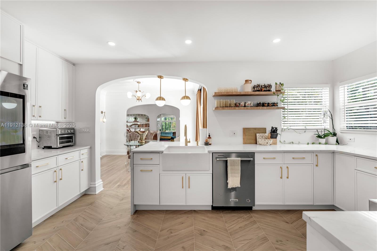 HOLLYWOOD - Residential