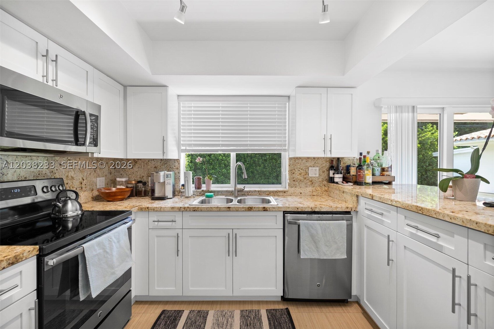 CORAL GABLES GRANADA SEC R - Residential