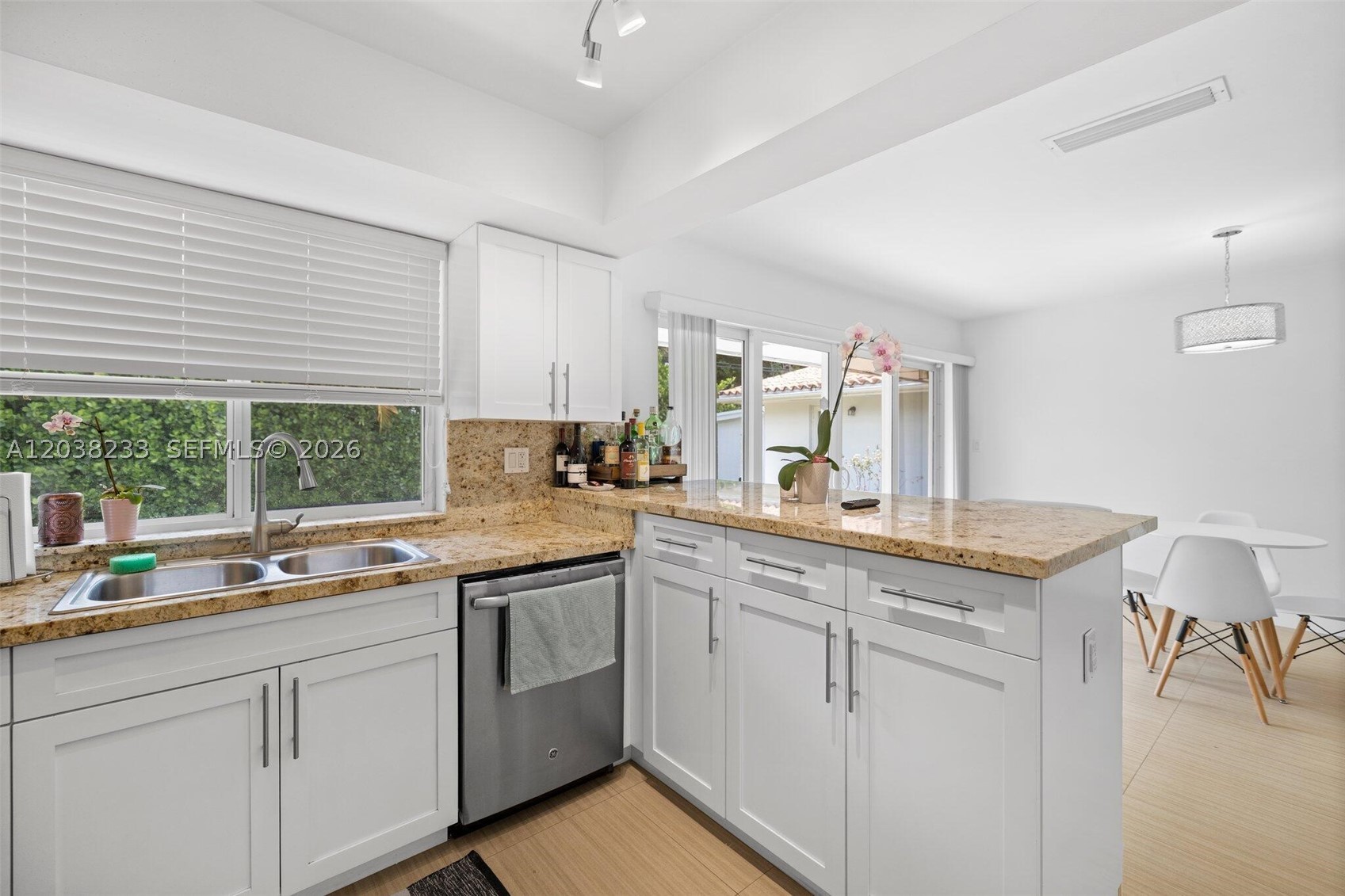 CORAL GABLES GRANADA SEC R - Residential
