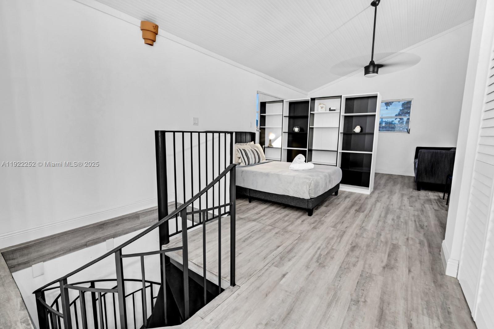 LYONS PARK - Residential
