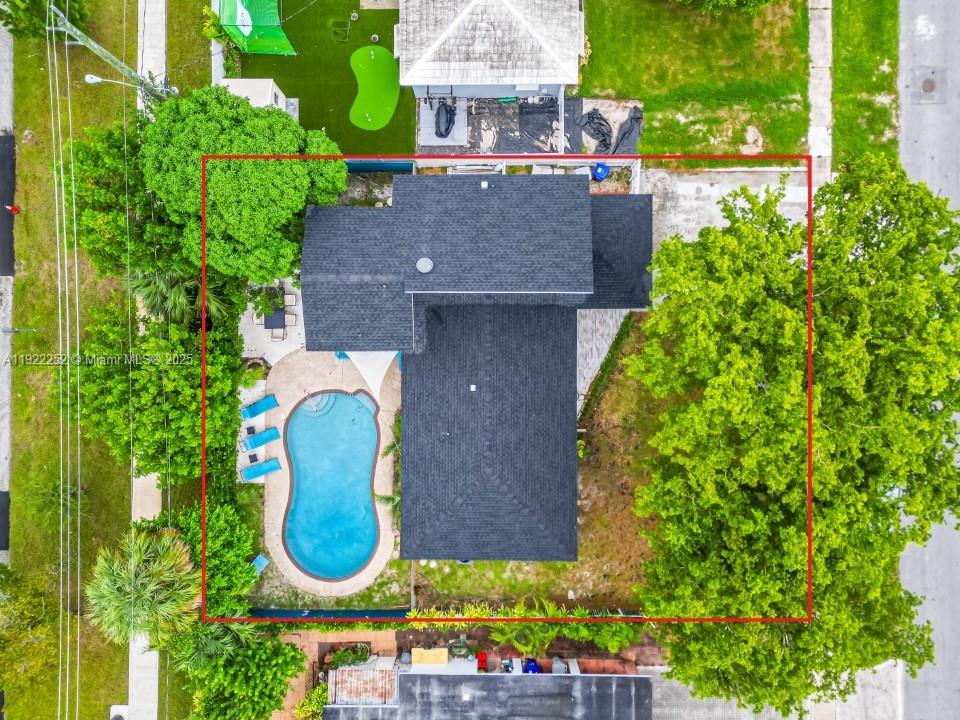 LYONS PARK - Residential