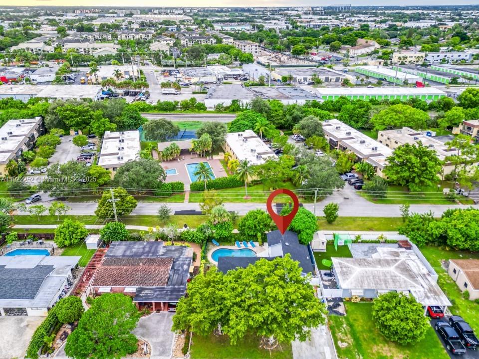 LYONS PARK - Residential