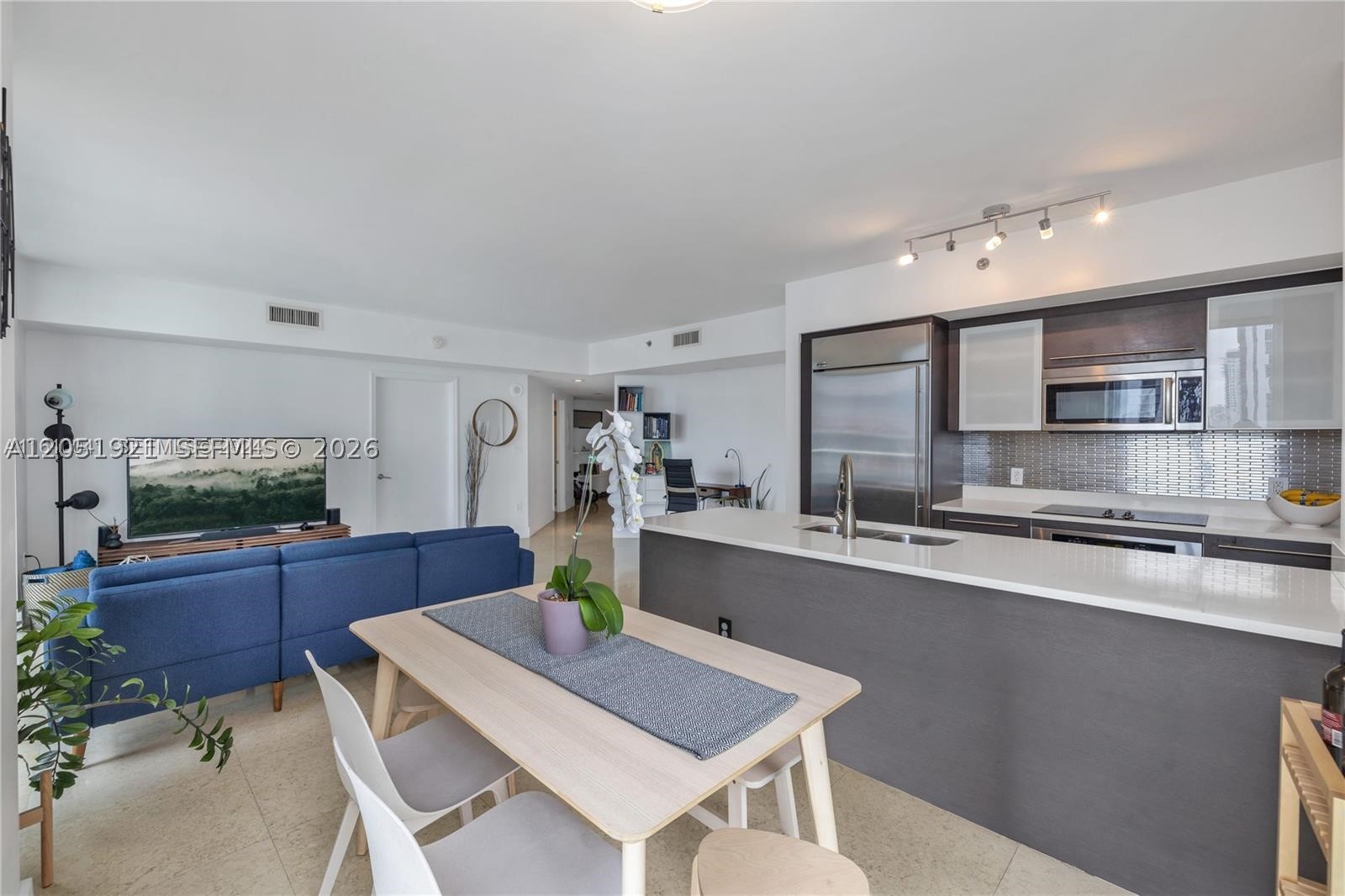 500 BRICKELL WEST CONDO - Residential Lease