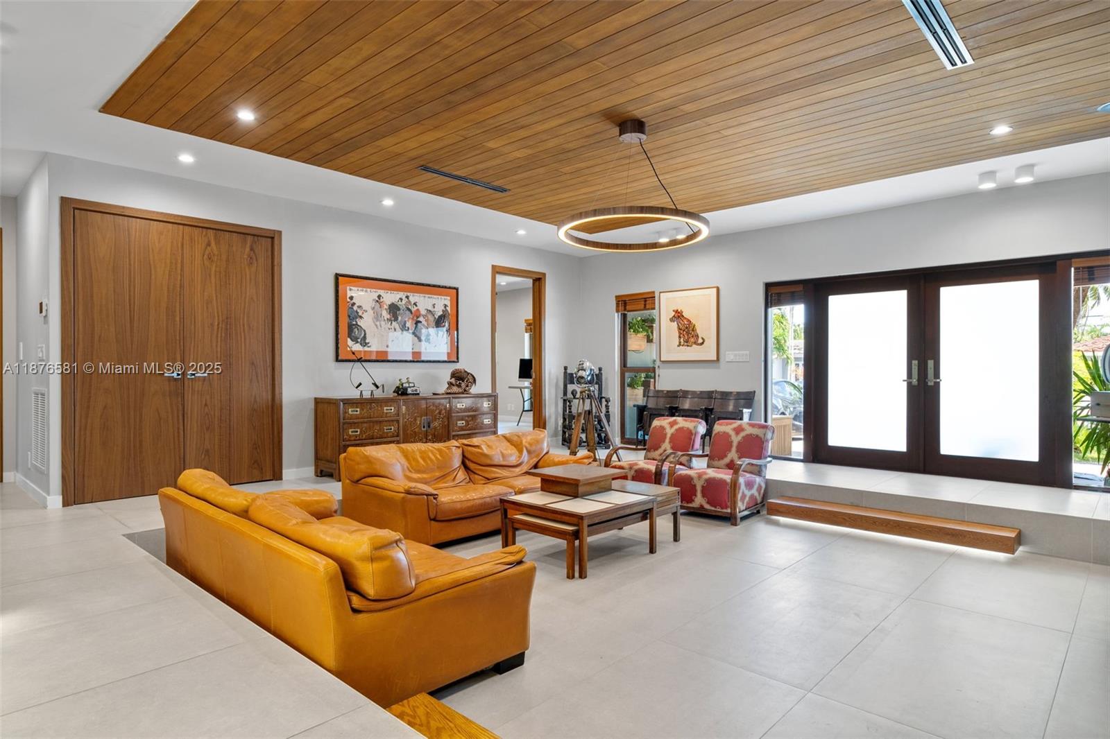 EASTERN SHORES 1ST ADDN - Residential